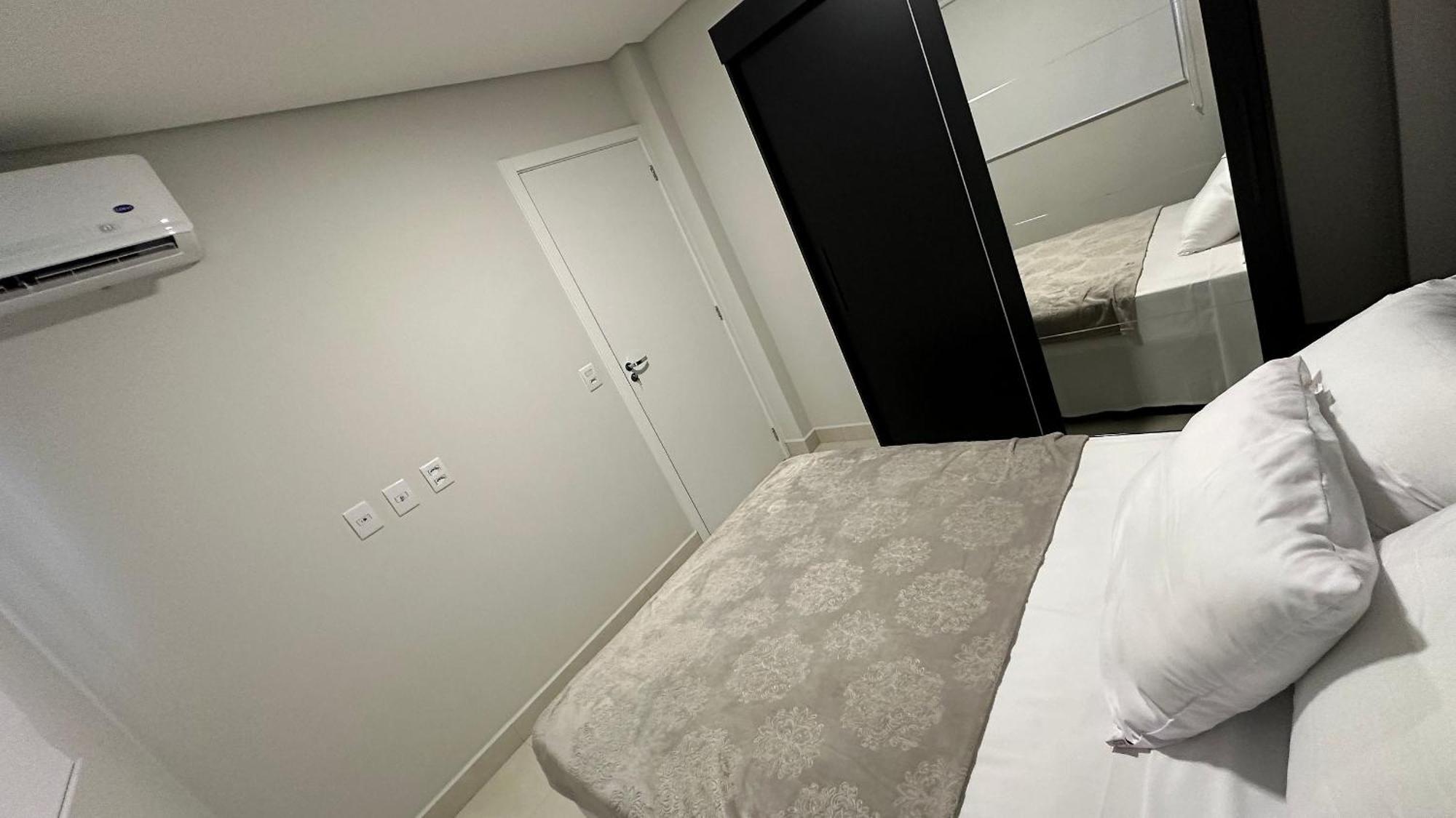 Novo Com Otima Localizacao Em Foz - Regiao Apartment