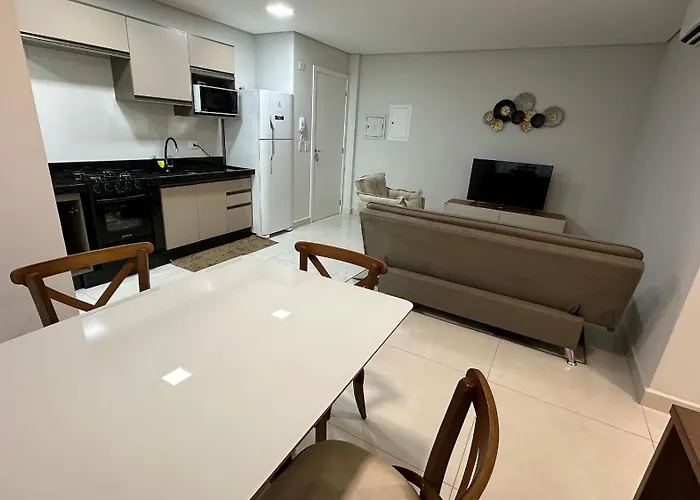 Novo Apt Com Otima Localizacao Em Foz - Regiao Central